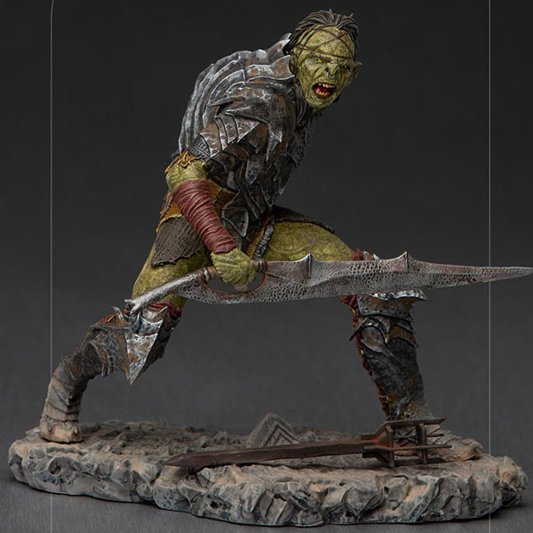 Szobor Swordsman Orc 1/10 (Lord of The Rings)