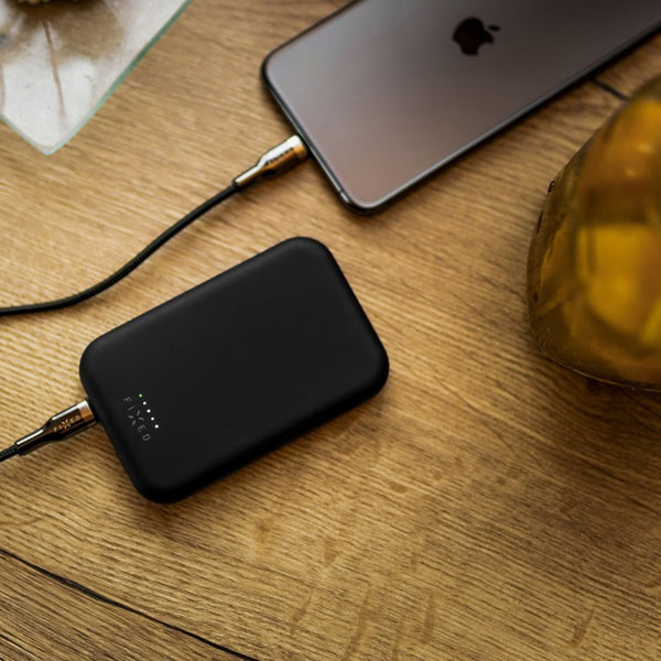 FIXED Fonatos adat- és töltőkábel USB-C/Lightning MFI, PD, 1,2 m, fekete FIXED Fonatos adat- és töltőkábel USB-C/Lightning MFI, PD, 1,2 m, fekete