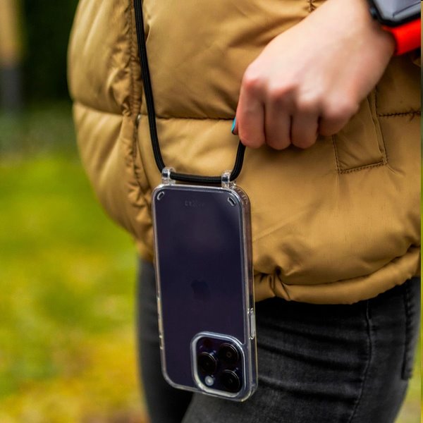 FIXED Pure Neck nyakbaakasztós madzaggal Apple iPhone 7/8/SE (2020/2022) számára, fekete FIXED Pure Neck nyakbaakasztós madzaggal Apple iPhone 7/8/SE (2020/2022) számára, fekete