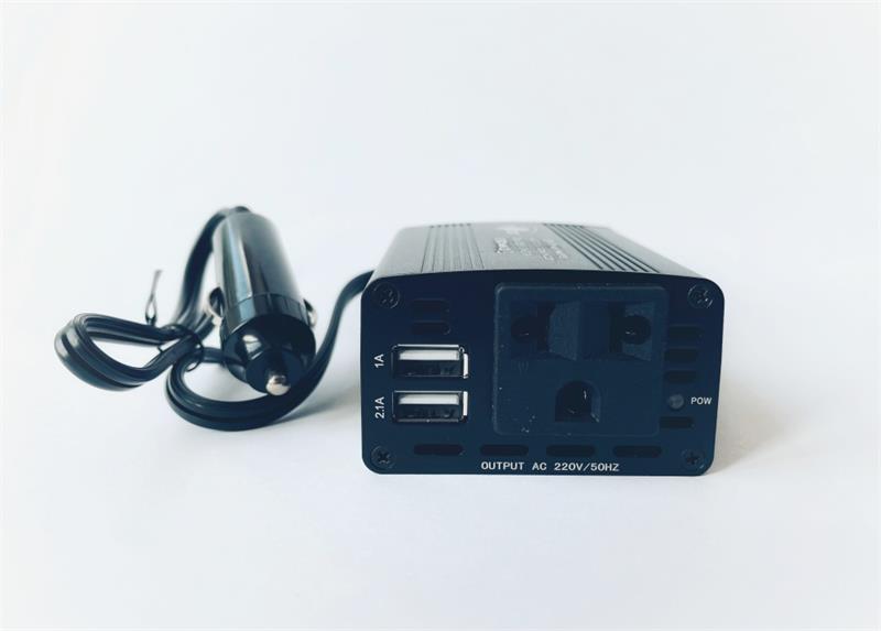 EUROCASE feszültségváltó DC/AC, 12V/230V, 150W, USB 2*5V/500mA, autós csatlakozó (MT-MX150)