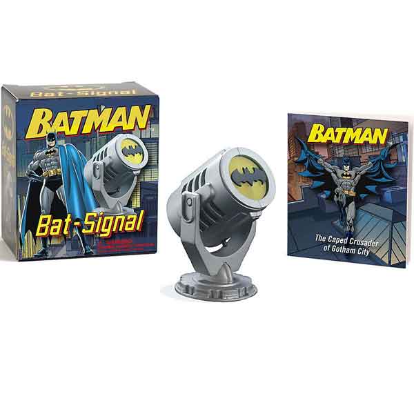 Batman: Bat Signal and Illustrated Book (Miniature Editions)