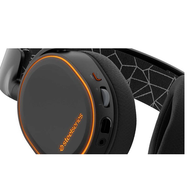 Steelseries Arctis 5 (2019 Kiadás) játékos fülhallgató, fekete