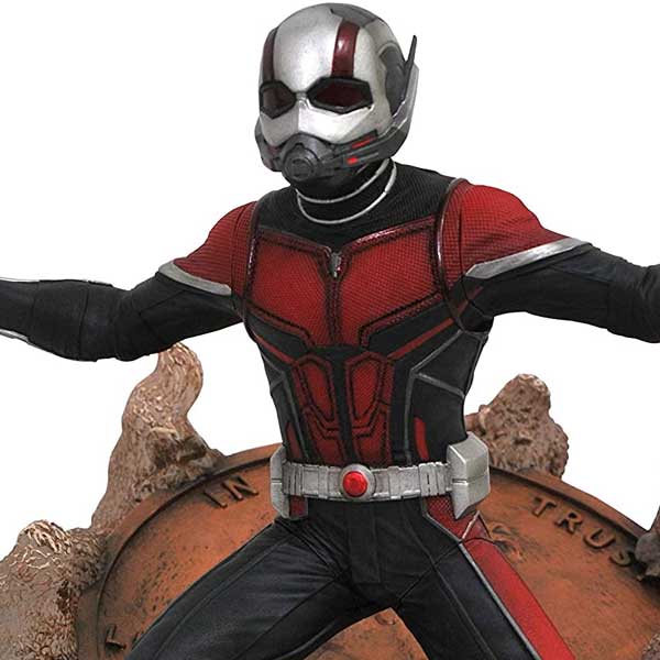 Figura Ant Man and the Wasp  Ant Man Gallery Diorama