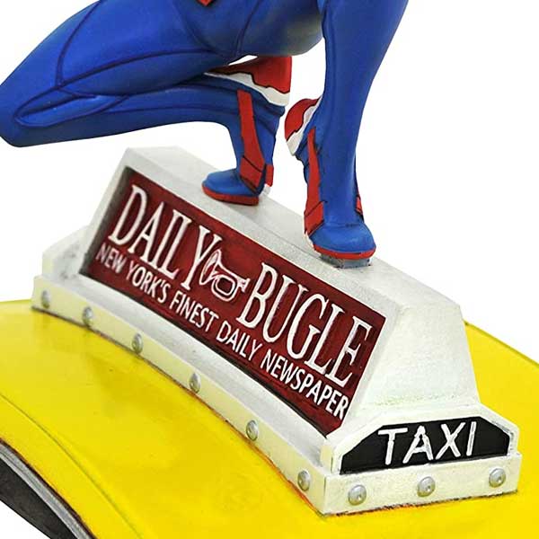 Figura Marvel Video Game Gallery Spider Man on Taxi PVC Diorama