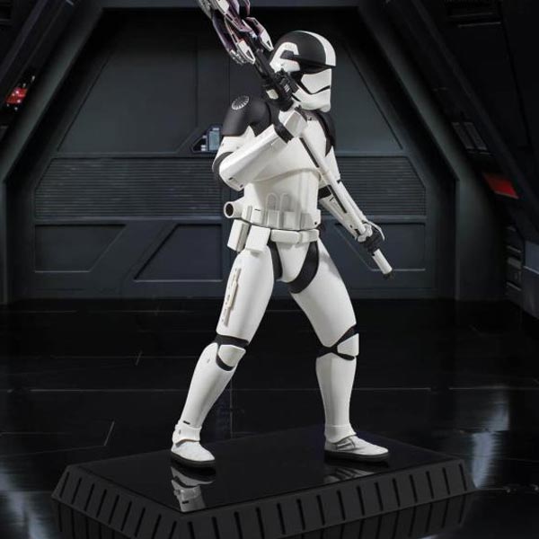 Szobor Star Wars Executioner Trooper