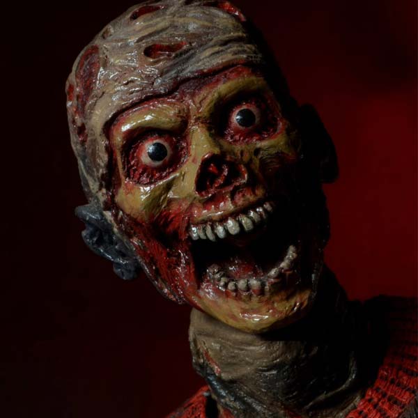 Nightmare On Elm Street Freddy Krueger Ultimate Deluxe Action Figure 18cm Nightmare On Elm Street Freddy Krueger Ultimate Deluxe Action Figure 18cm