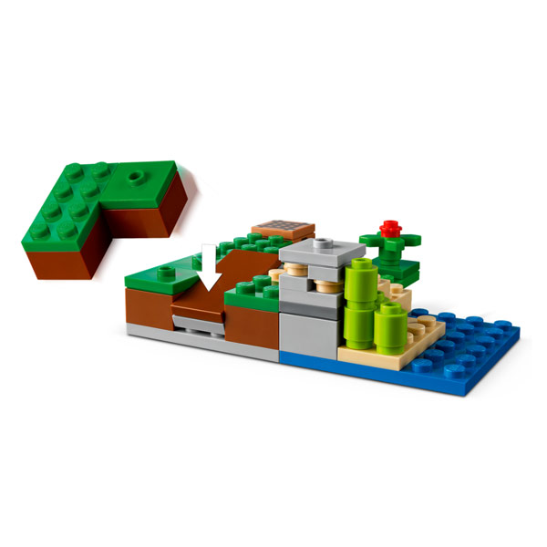 LEGO Minecraft: The Creeper Ambush LEGO Minecraft: The Creeper Ambush