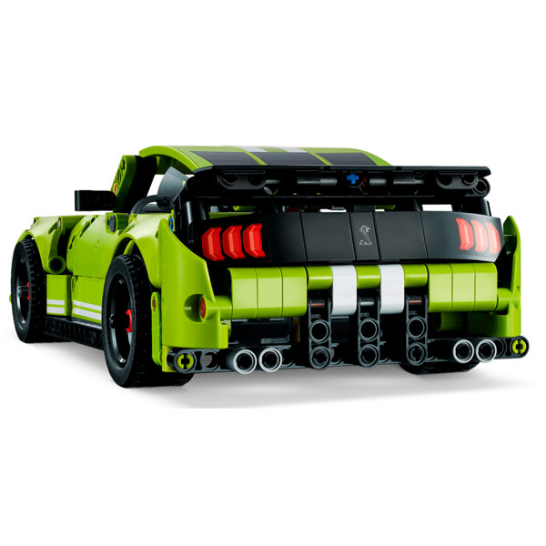 LEGO Technic: Ford Mustang Shelby GT500 LEGO Technic: Ford Mustang Shelby GT500