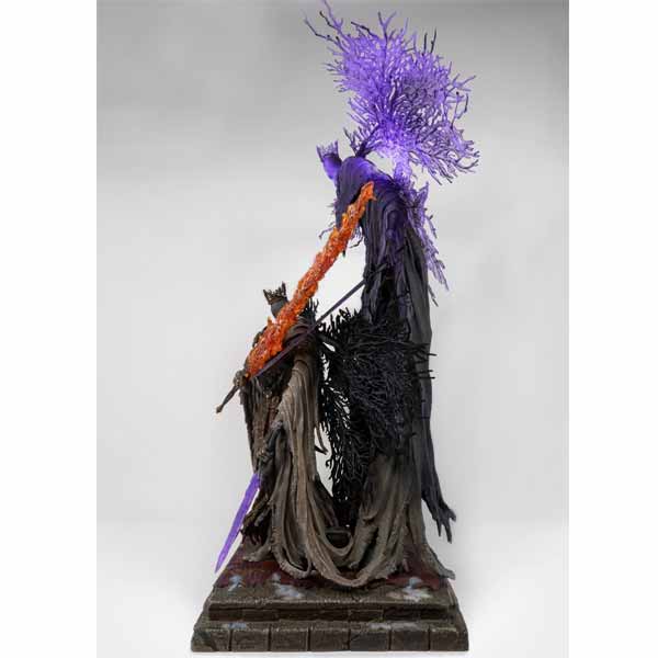 Szobor Pontiff Sulyvahn 1:7 (Dark Souls 3) Deluxe Edition Szobor Pontiff Sulyvahn 1:7 (Dark Souls 3) Deluxe Edition