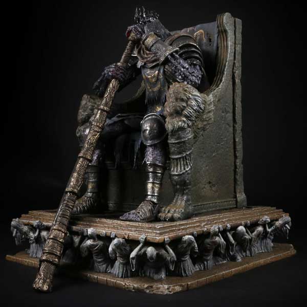 Szobor Yhorm 1:18 (Dark Souls) Szobor Yhorm 1:18 (Dark Souls)