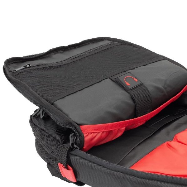 White Shark játékos hátizsák TROOPER 16", fekete
